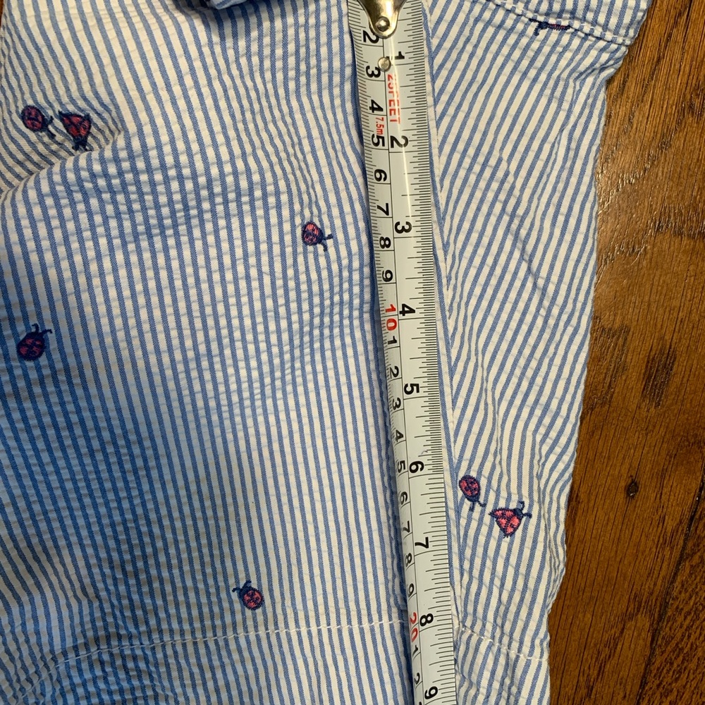 Lilly Pulitzer Seersucker Shorts with ladybugs - Picture 5 of 5